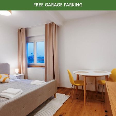 1 Bedroom Apartment With Terrace And Free Parking Near Metro Prag Exterior foto