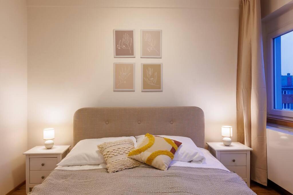1 Bedroom Apartment With Terrace And Free Parking Near Metro Prag Exterior foto